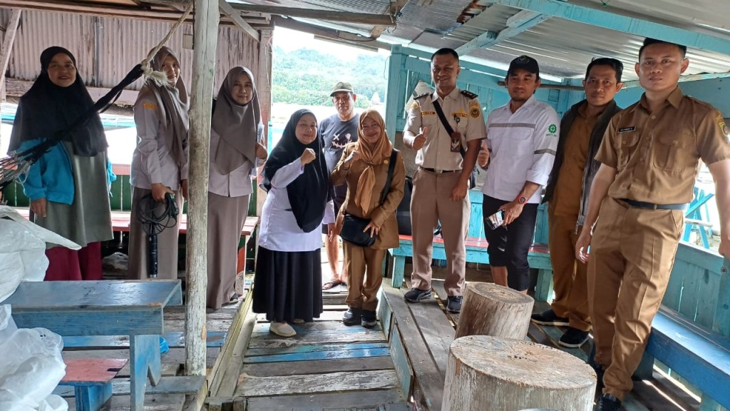 Dinas Perikanan Kota Samarinda Bersama Balai Besar Karantina Ikan Kalimantan Timur Gelar Kegiatan Pengelolaan Kesehatan Ikan dan Lingkungan Budidaya