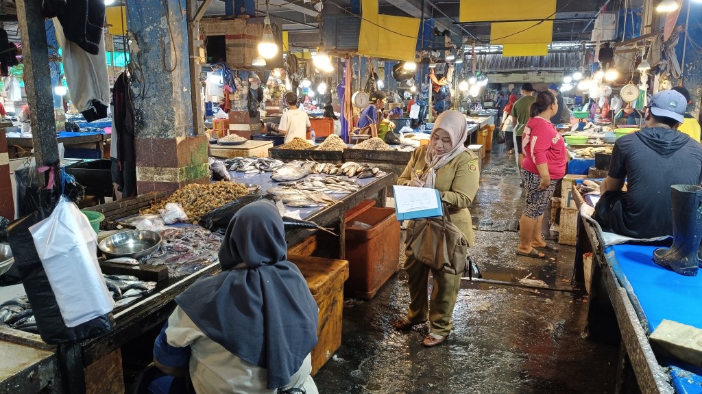 Survey Harga Ikan Di Pasar Merdeka